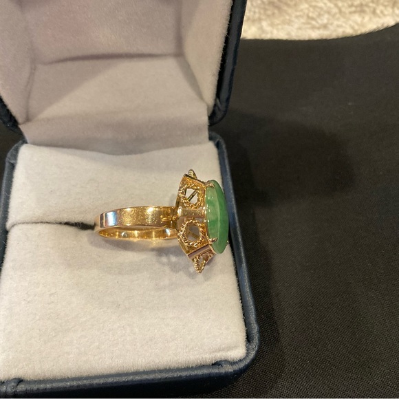 Ring, Nephrite Jade and 14k gold - Picture 2 of 14